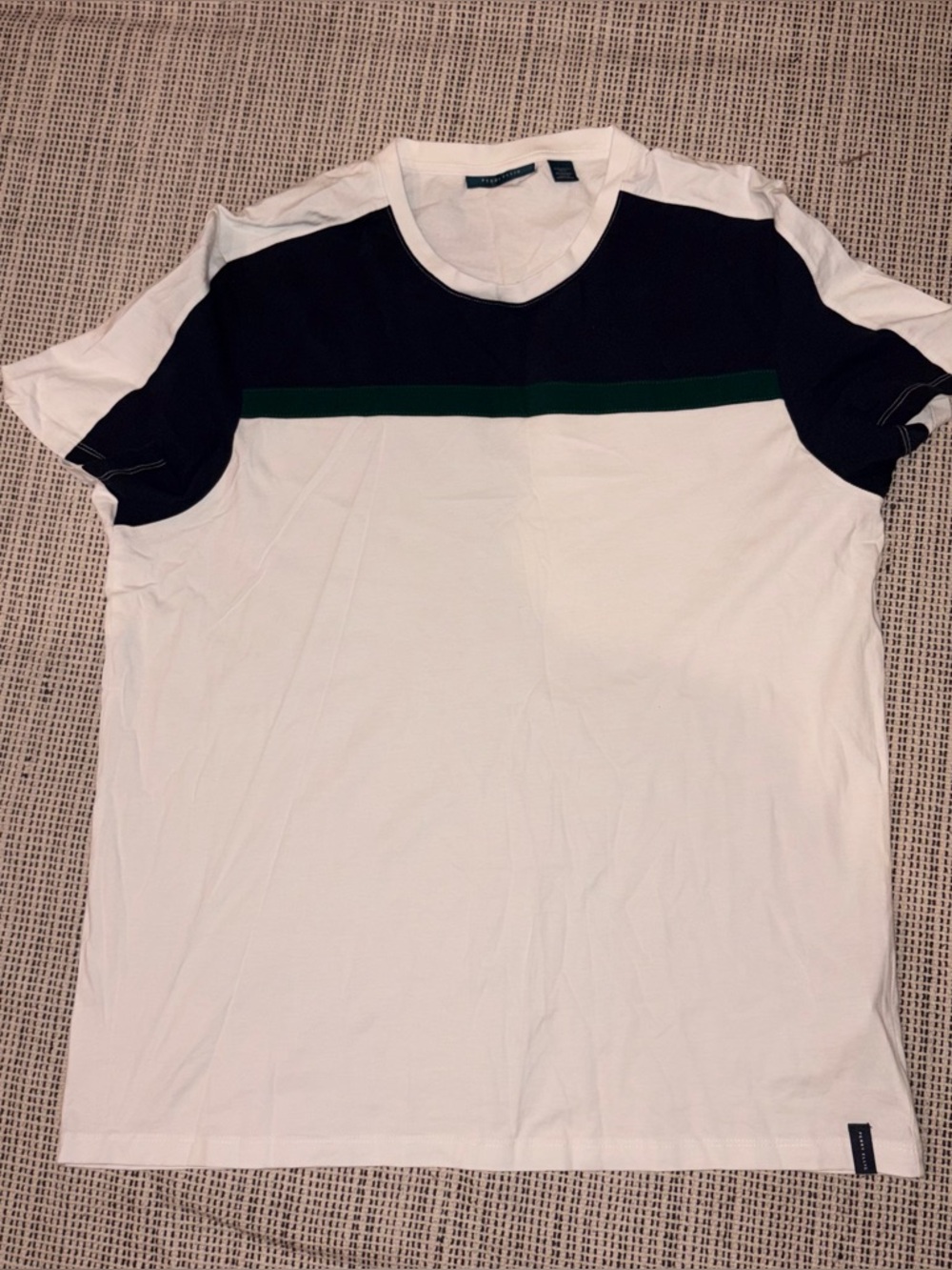 PERRY ELLIS Men's Crew Neck T-Shirt Size XL